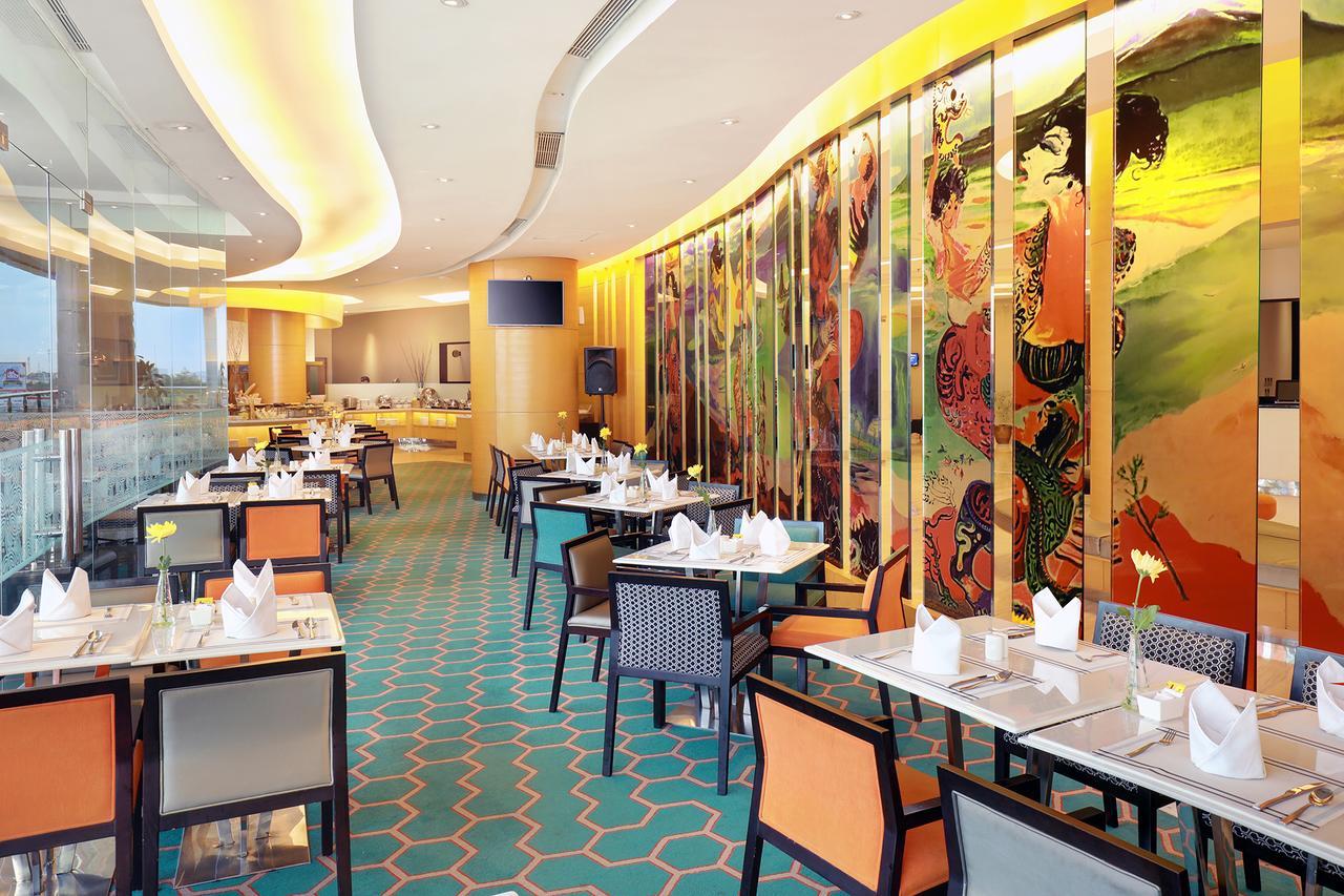Hotel Ciputra Cibubur Managed By Swiss-Belhotel International Extérieur photo