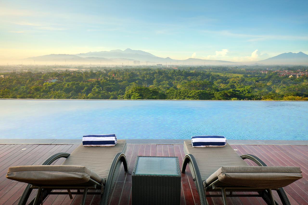 Hotel Ciputra Cibubur Managed By Swiss-Belhotel International Extérieur photo