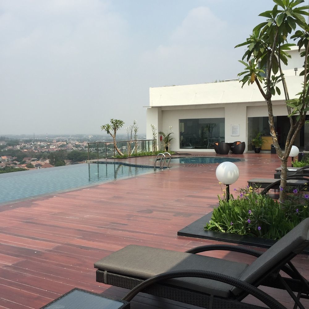 Hotel Ciputra Cibubur Managed By Swiss-Belhotel International Extérieur photo