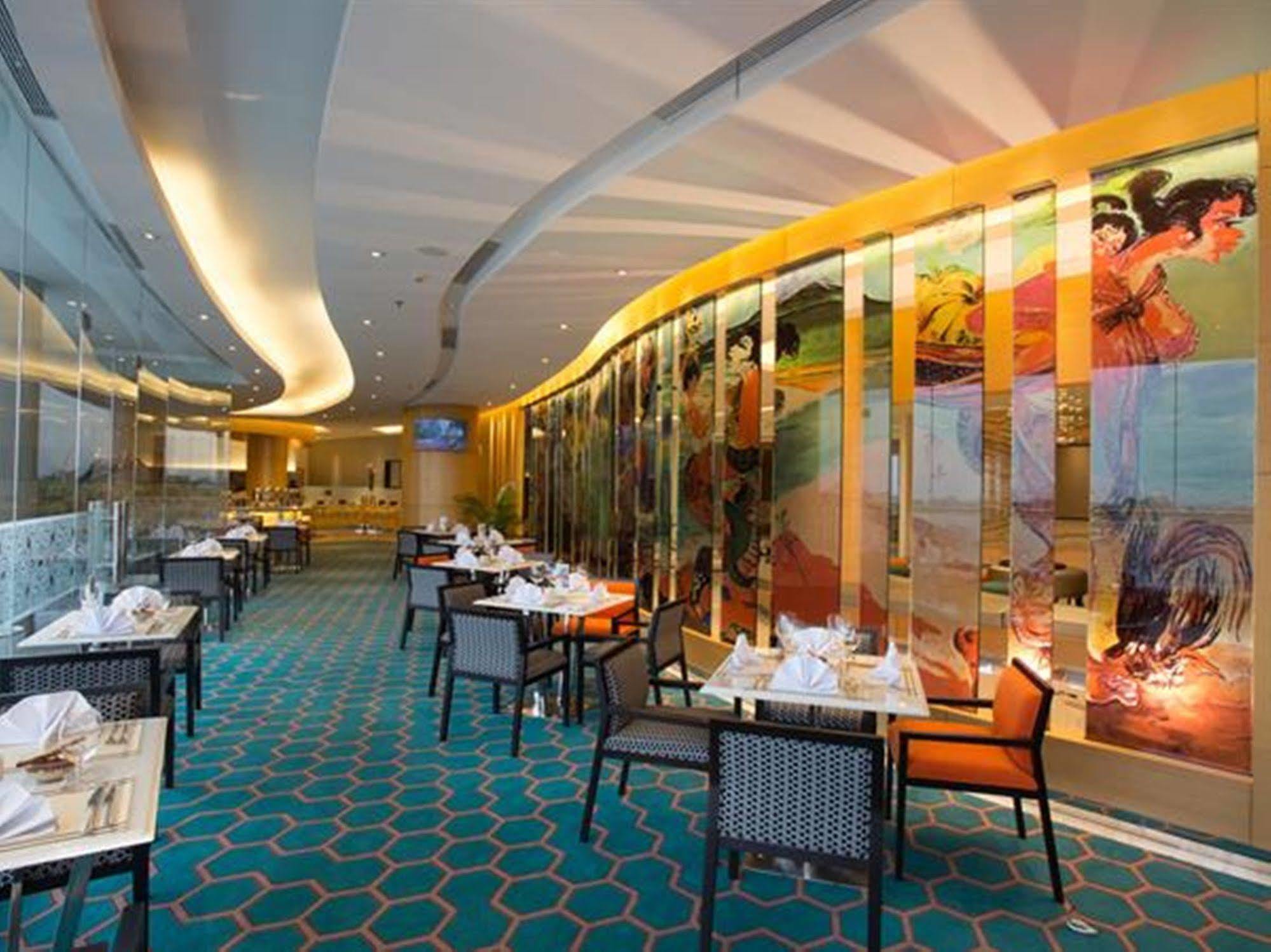 Hotel Ciputra Cibubur Managed By Swiss-Belhotel International Extérieur photo